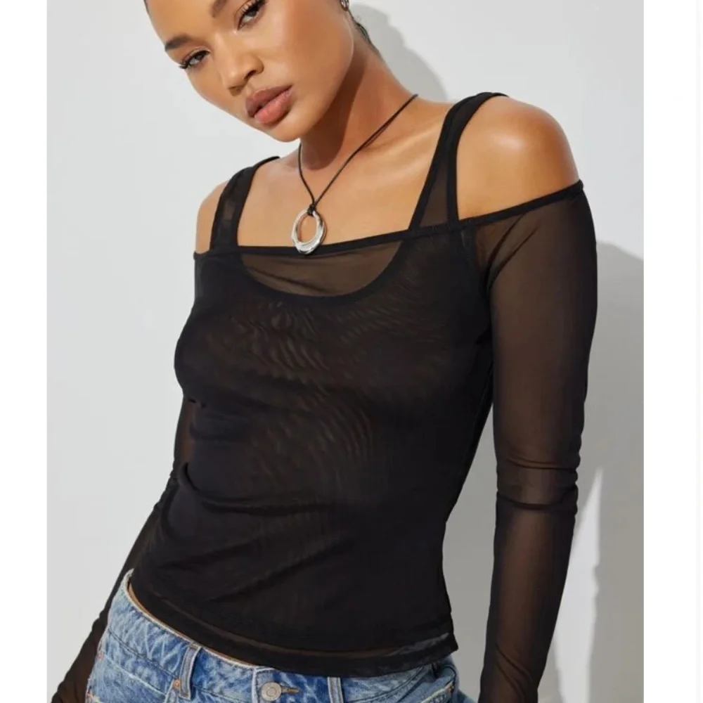Mesh double layer top - Picture 2 of 6